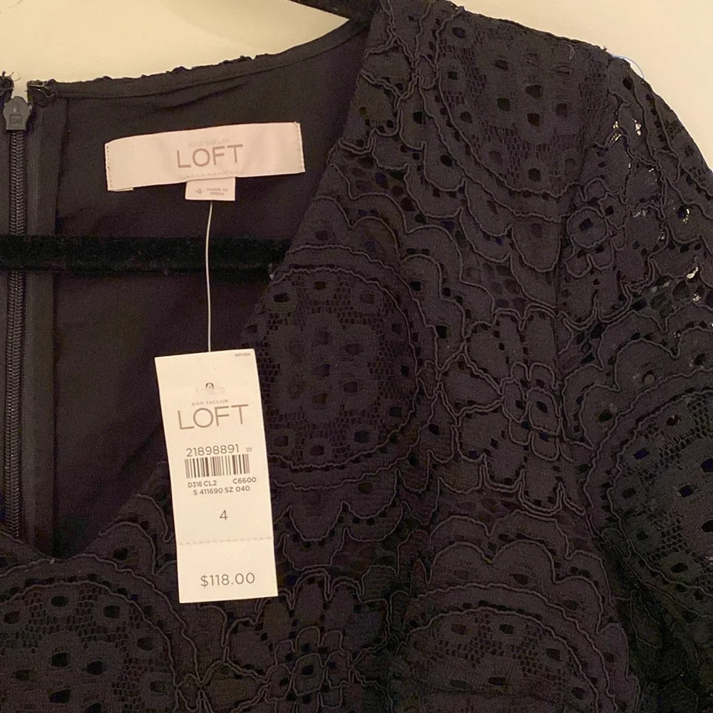 NWT LOFT black lace v-neck 3/4 sheer sleeve dress Sz 4 - Picture 3 of 12
